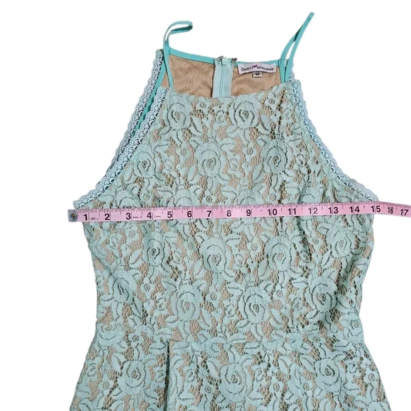 Dainty Hooligan Women's Mint Lace Skater Dress Medium Lined Floral Party Cute - Picture 7 of 7